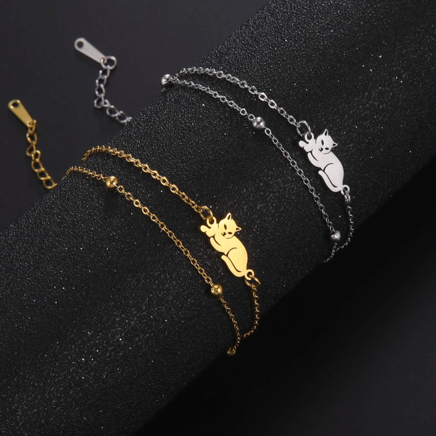 Relaxed Cat Bracelet