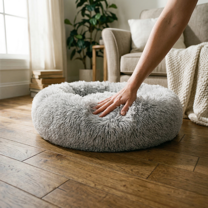 CozyPaws™ Calming Donut Pet Bed - Self-Warming Anti-Anxiety for Dogs & Cats